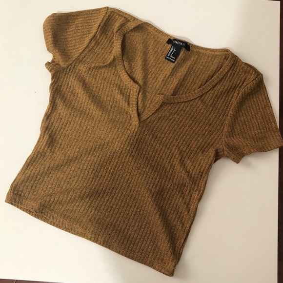 Cute forever21 crop top - Picture 1 of 1